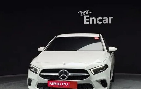 Mercedes-Benz A-Класс, 2021 год, 2 150 000 рублей, 3 фотография