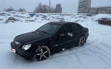 Mercedes-Benz C-Класс, 2000 год, 400 000 рублей, 1 фотография
