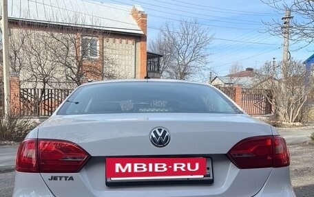 Volkswagen Jetta VI, 2013 год, 1 550 000 рублей, 3 фотография