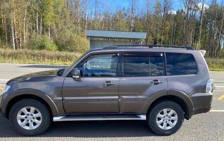 Mitsubishi Pajero IV, 2012 год, 1 900 000 рублей, 4 фотография