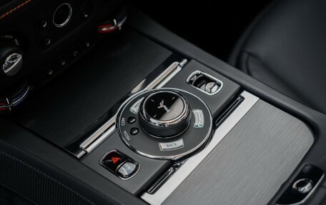 Rolls-Royce Dawn, 2018 год, 66 000 000 рублей, 22 фотография