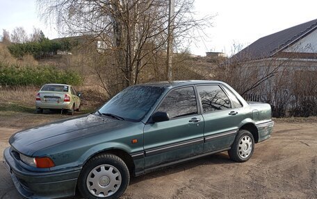 Mitsubishi Galant VIII, 1990 год, 110 000 рублей, 3 фотография