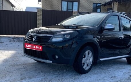 Renault Sandero I, 2011 год, 575 000 рублей, 2 фотография