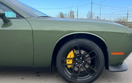 Dodge Challenger III рестайлинг 2, 2021 год, 4 680 000 рублей, 13 фотография