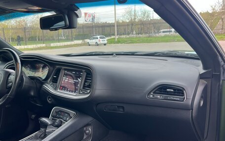 Dodge Challenger III рестайлинг 2, 2021 год, 4 680 000 рублей, 22 фотография