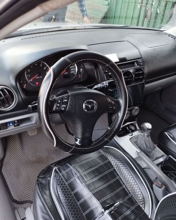 Mazda 6 GG, 2003 год, 500 000 рублей, 5 фотография