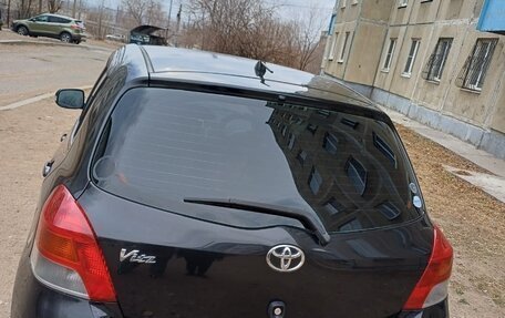 Toyota Vitz, 2010 год, 700 000 рублей, 4 фотография