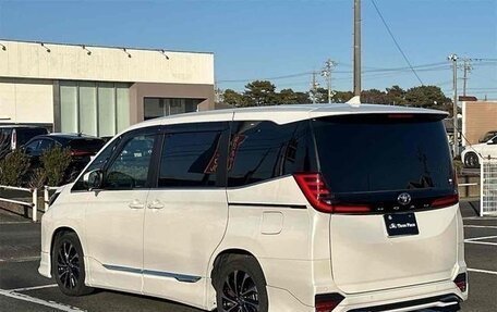 Toyota Noah III, 2021 год, 1 980 001 рублей, 7 фотография