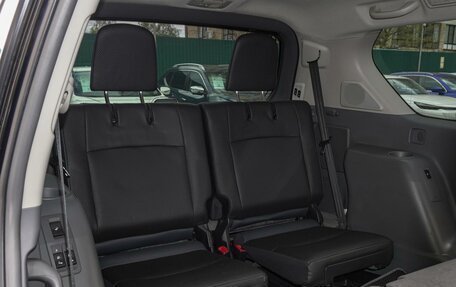 Toyota Land Cruiser Prado 150 рестайлинг 2, 2011 год, 2 890 000 рублей, 9 фотография