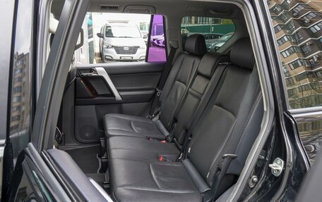 Toyota Land Cruiser Prado 150 рестайлинг 2, 2011 год, 2 890 000 рублей, 10 фотография