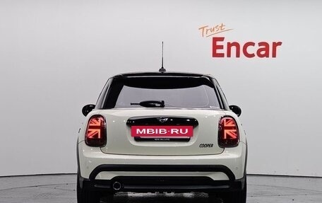 MINI Hatch, 2022 год, 2 000 000 рублей, 4 фотография