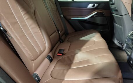 BMW X5, 2018 год, 6 089 000 рублей, 15 фотография