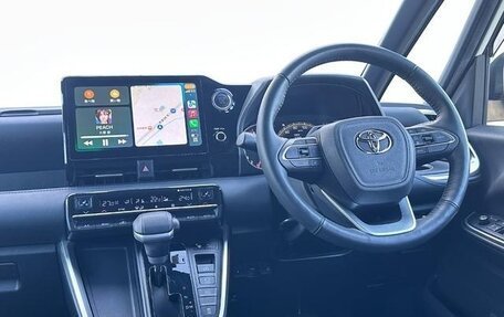 Toyota Voxy, 2022 год, 2 900 275 рублей, 14 фотография