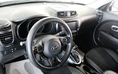 KIA Soul II рестайлинг, 2018 год, 1 969 000 рублей, 10 фотография