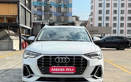 Audi Q3, 2021 год, 1 900 000 рублей, 2 фотография