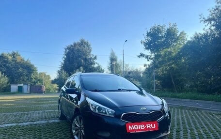 KIA cee'd III, 2015 год, 999 999 рублей, 12 фотография