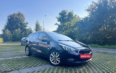 KIA cee'd III, 2015 год, 999 999 рублей, 13 фотография