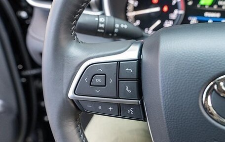 Toyota Highlander, 2022 год, 3 550 000 рублей, 20 фотография
