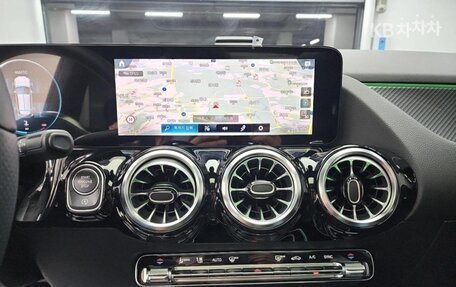 Mercedes-Benz GLA, 2022 год, 3 370 000 рублей, 10 фотография