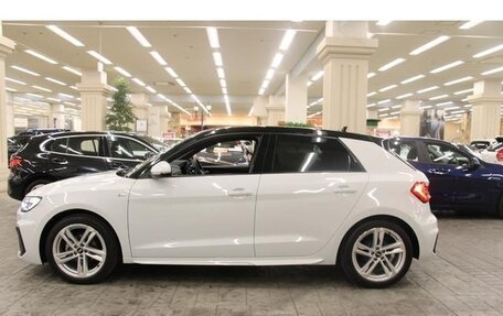 Audi A1, 2021 год, 1 320 000 рублей, 4 фотография