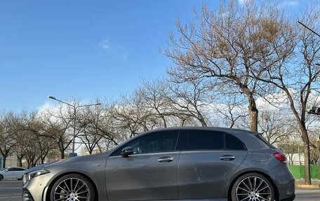 Mercedes-Benz A-Класс, 2021 год, 3 500 000 рублей, 3 фотография