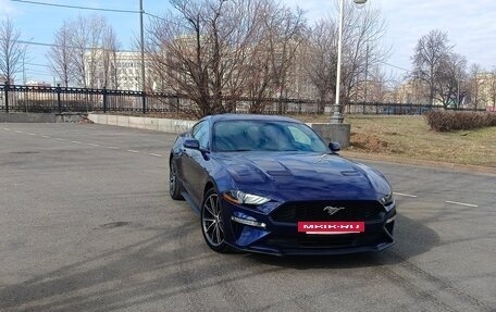 Ford Mustang VI рестайлинг, 2017 год, 2 700 000 рублей, 3 фотография