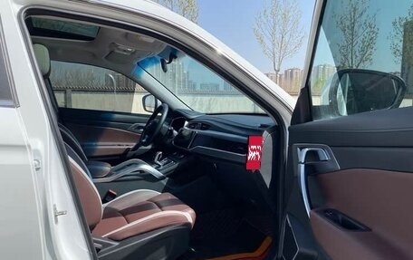 Geely Atlas I, 2022 год, 1 400 000 рублей, 10 фотография