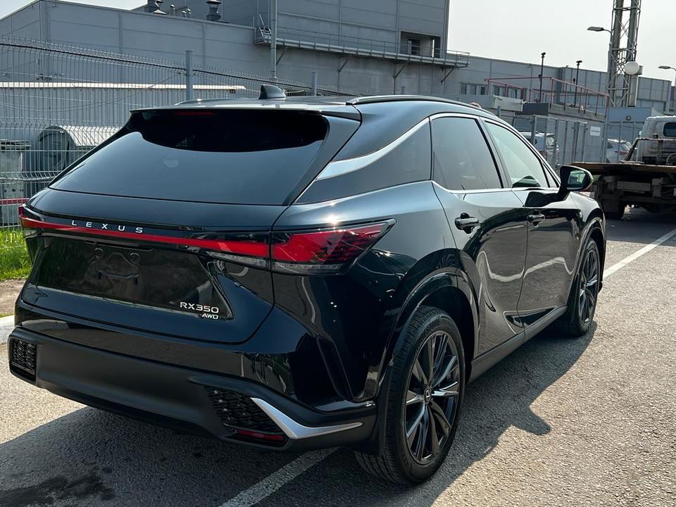 Lexus RX IV рестайлинг, 2024 год, 9 800 000 рублей, 4 фотография