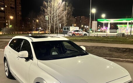 Volvo V90 Cross Country I рестайлинг, 2019 год, 3 650 000 рублей, 2 фотография