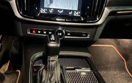 Volvo V90 Cross Country I рестайлинг, 2019 год, 3 650 000 рублей, 13 фотография