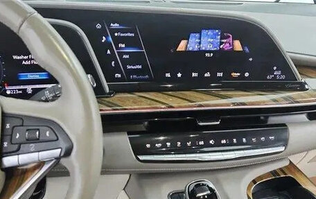 Cadillac Escalade V, 2022 год, 13 800 000 рублей, 5 фотография