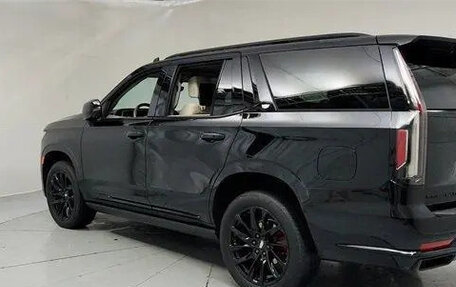 Cadillac Escalade V, 2022 год, 13 800 000 рублей, 12 фотография