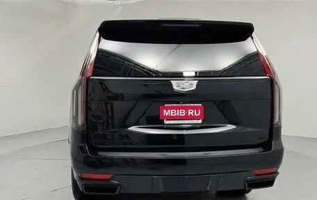 Cadillac Escalade V, 2022 год, 13 800 000 рублей, 11 фотография