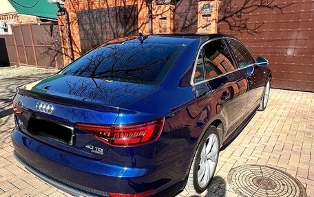 Audi A4, 2018 год, 3 050 000 рублей, 3 фотография