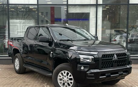 Mitsubishi L200, 2024 год, 4 560 000 рублей, 3 фотография