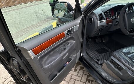 Volkswagen Touareg III, 2009 год, 1 450 000 рублей, 10 фотография