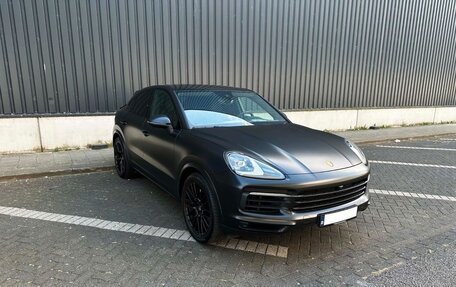Porsche Cayenne III, 2022 год, 7 750 000 рублей, 2 фотография