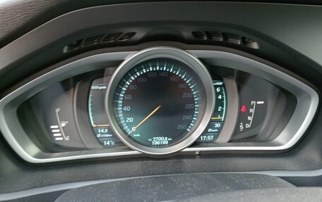 Volvo V40 Cross Country I, 2013 год, 1 860 000 рублей, 2 фотография