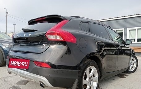 Volvo V40 Cross Country I, 2013 год, 1 860 000 рублей, 3 фотография