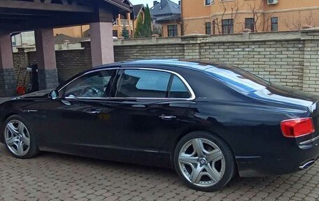 Bentley Flying Spur II, 2015 год, 9 000 000 рублей, 11 фотография