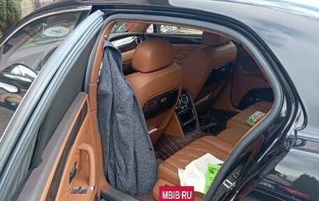 Bentley Flying Spur II, 2015 год, 9 000 000 рублей, 5 фотография