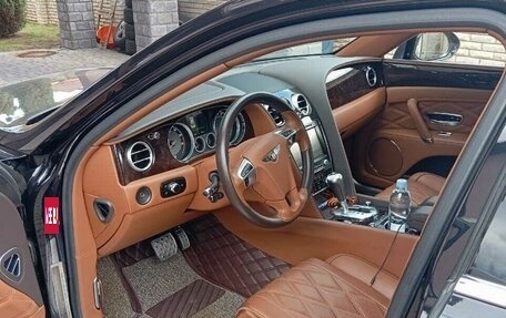 Bentley Flying Spur II, 2015 год, 9 000 000 рублей, 7 фотография