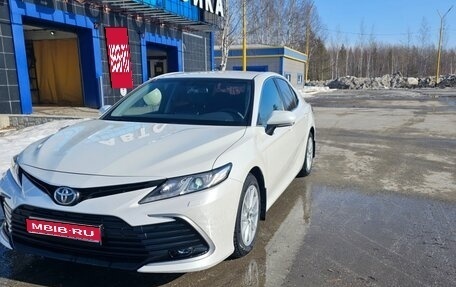 Toyota Camry, 2021 год, 3 350 000 рублей, 1 фотография