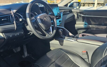 Toyota Camry, 2021 год, 3 350 000 рублей, 4 фотография