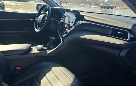 Toyota Camry, 2021 год, 3 350 000 рублей, 8 фотография
