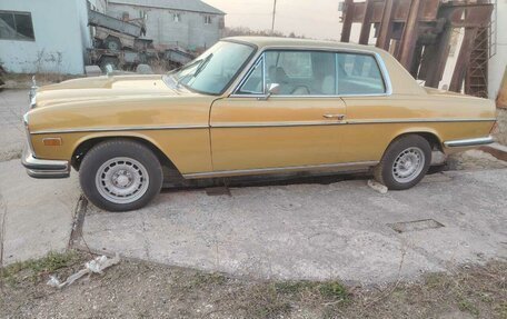 Mercedes-Benz W114, 1975 год, 4 480 000 рублей, 6 фотография