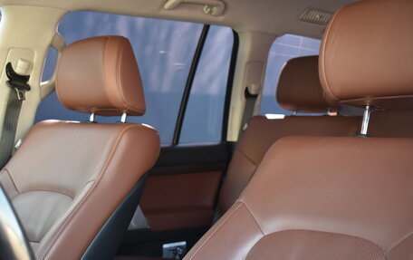 Toyota Land Cruiser 200, 2017 год, 5 850 000 рублей, 10 фотография