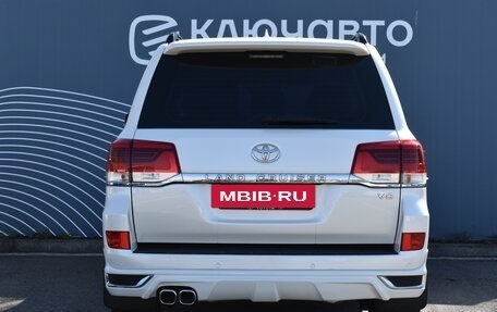Toyota Land Cruiser 200, 2017 год, 5 850 000 рублей, 4 фотография