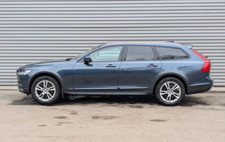 Volvo V90 Cross Country I рестайлинг, 2017 год, 2 900 000 рублей, 8 фотография