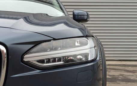 Volvo V90 Cross Country I рестайлинг, 2017 год, 2 900 000 рублей, 10 фотография